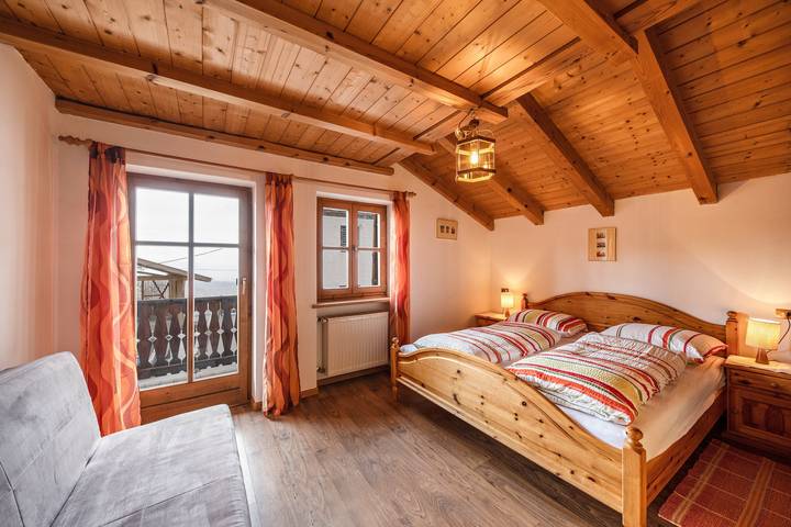 Appartamento intero, Appartamento per vacanze "Malgorerhof Pfister" con vista sulle montagne e giardino in comune in Cologna di Sopra, San Genesio Atesino