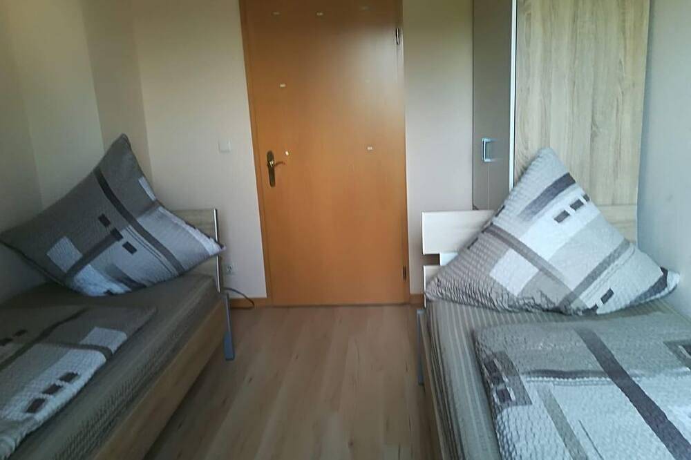 Ganze Wohnung, Ferienwohnung \"Annaberg\" - Ferienwohnungen Thul in Schweich, Moseleifel
