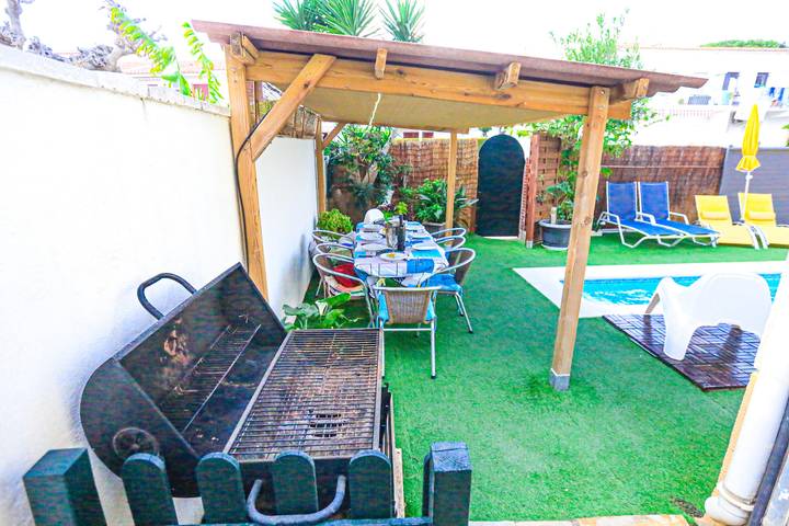 Chalet para 8 personas, con jardín y terraza en Baix Camp - 4