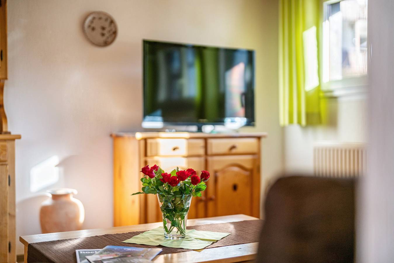Ganze Wohnung, Ferienwohnung 'Morgensonne' mit Bergblick, Gemeinschaftsterrasse und Wi-Fi in Todtnauberg (Todtnau), Todtnau