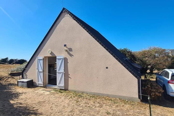 Location de vacances pour 5 personnes, avec vue et jardin, animaux acceptés à Surtainville