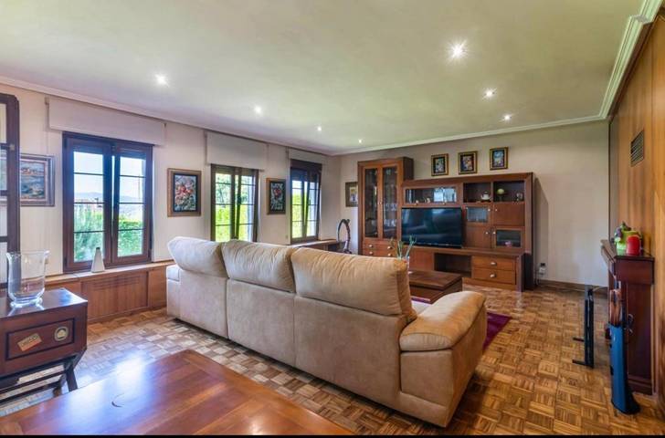 Casa rural para 9 personas, con jacuzzi y jardín en Gijón - 4