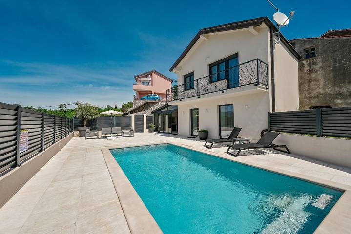 Ferienhaus für 6 Personen, mit Garten und Balkon in Rijeka - 2