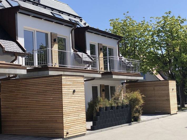 Luxus-Ferienhaus für 4 Personen, mit Balkon