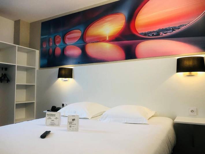 Hôtel pour 4 personnes, avec jardin à Bernay - 3