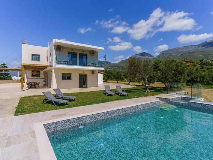 Location de vacances pour 12 personnes, avec jardin à Plakias - 2