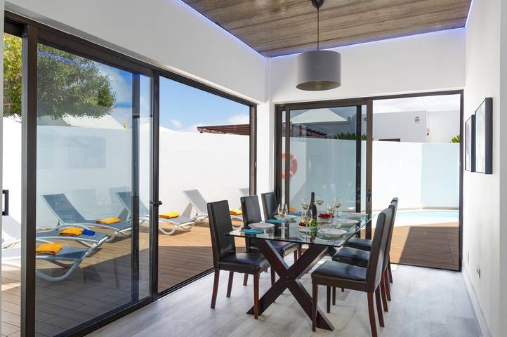 Villa Jj Beach by Villa Plus in Los Pocillos, Tías