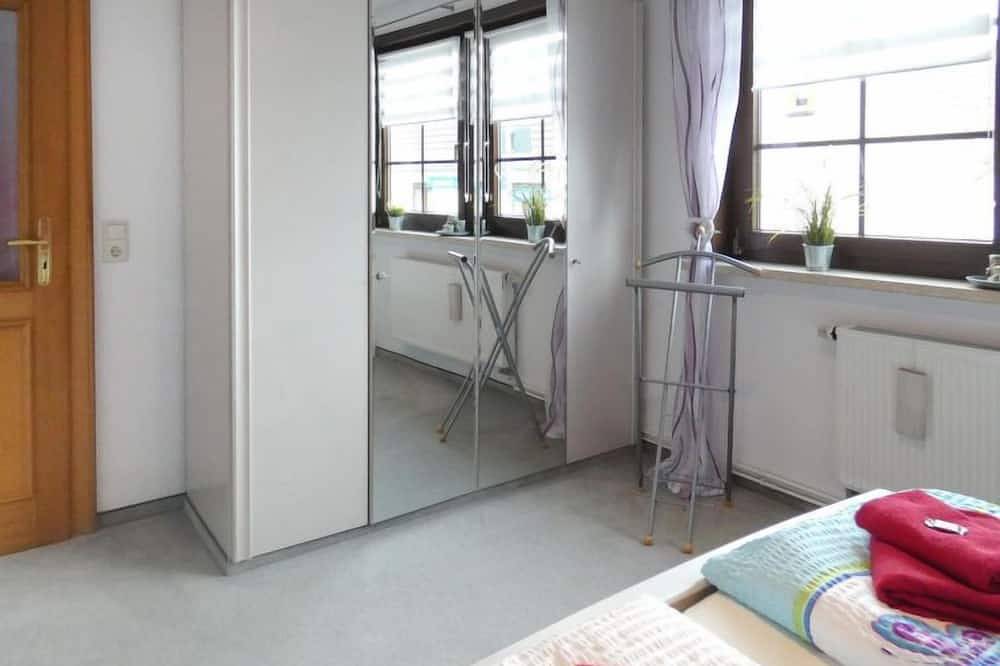 Ganze Wohnung, Ferienwohnung Petra in Frankenhain, Thüringer Kernland