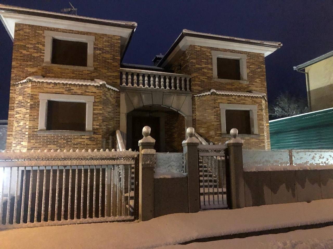 Holiday Home 'La Libélula' with Mountain View, Private Pool and Wi-Fi in El Espinar, Segovia Province