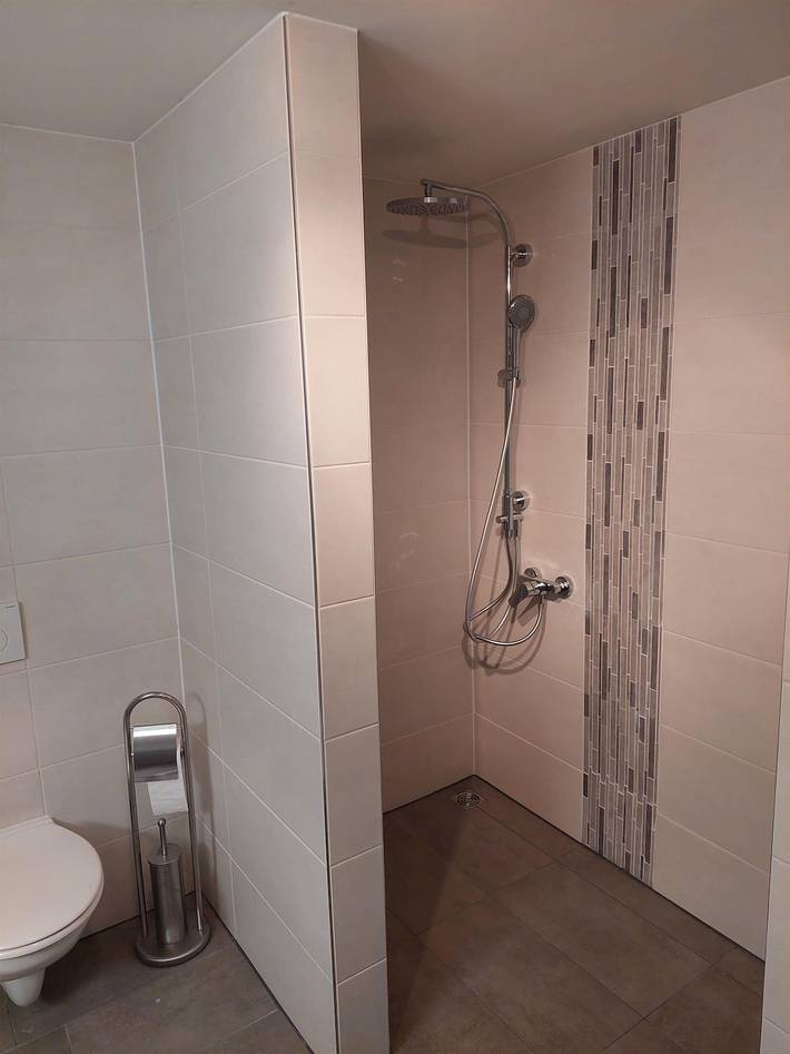 Appartamento intero, Appartamento, doccia, Wc, 1 camera da letto in Waxweiler, Eifelkreis Bitburg-Prüm