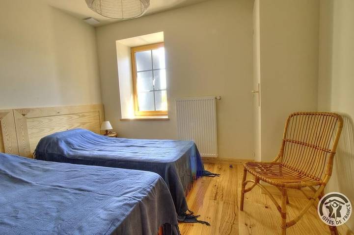 Location de vacances pour 14 personnes, avec jardin à Cogny - 4