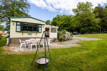 Gîte pour 6 personnes, avec jardin, animaux acceptés à Chalais (Aquitaine)