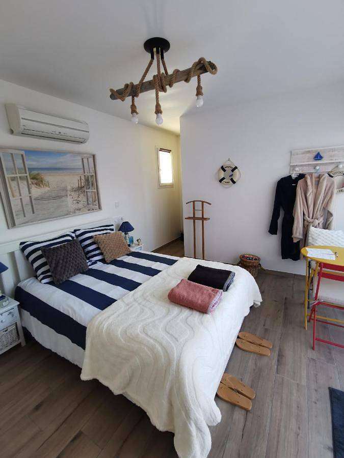 Chambre Cabanon in Le Cannet-des-Maures, Région de Draguignan