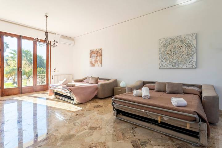 Location de vacances pour 14 personnes, avec jardin à Marsala - 3