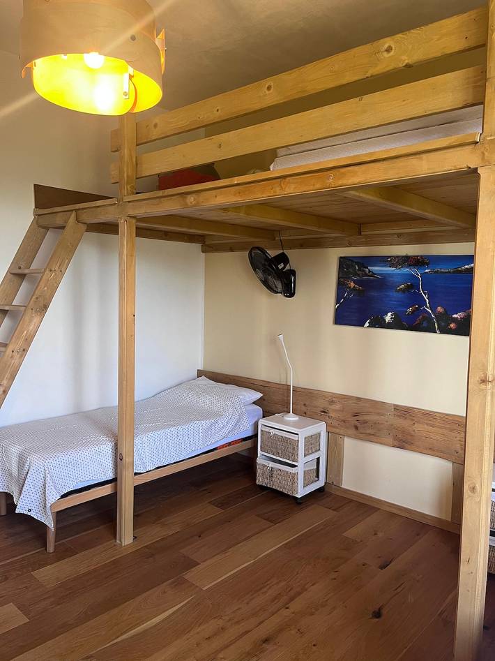 Room 'Stanza 2 Con Bagno Privato Separato' with Sea View, Shared Terrace and Wi-Fi in Castiglione Chiavarese, Riviera di Levante