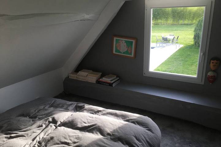 Gîte pour 4 personnes, avec piscine à Berthenay