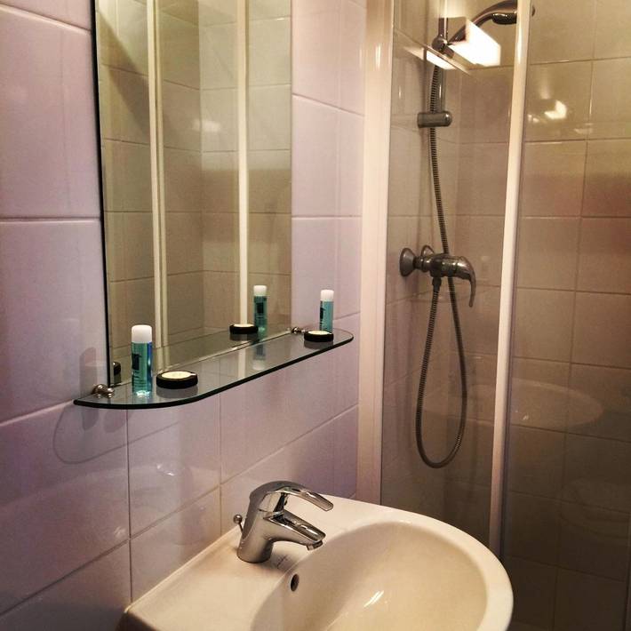 Hôtel pour 3 personnes, avec jardin à Mazille - 3