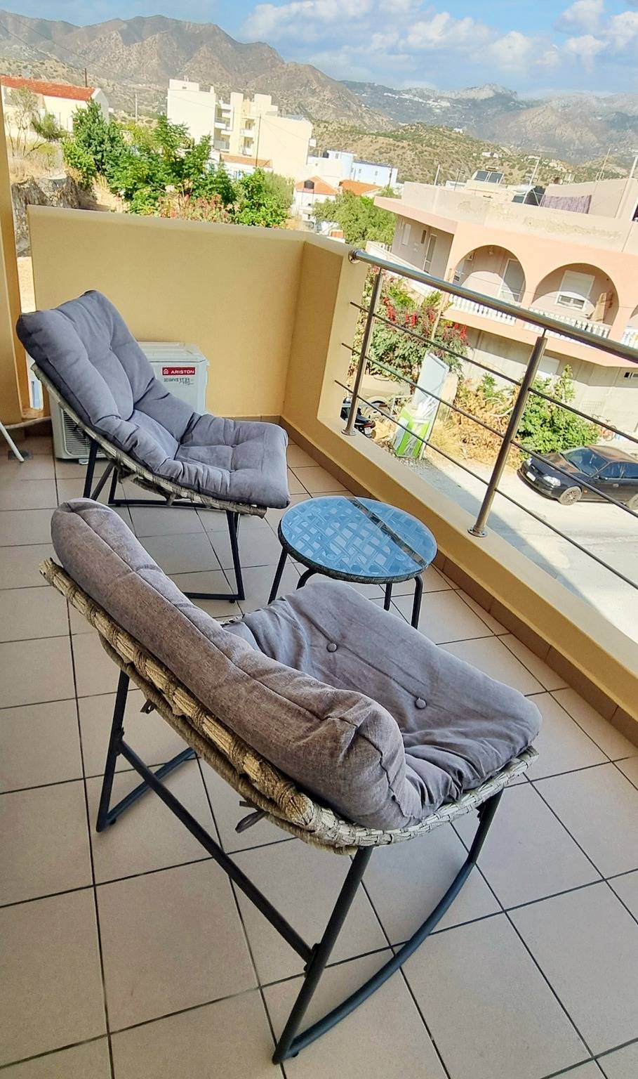 Appartement met Zee- en Bergzicht in Karpathos, foto 12