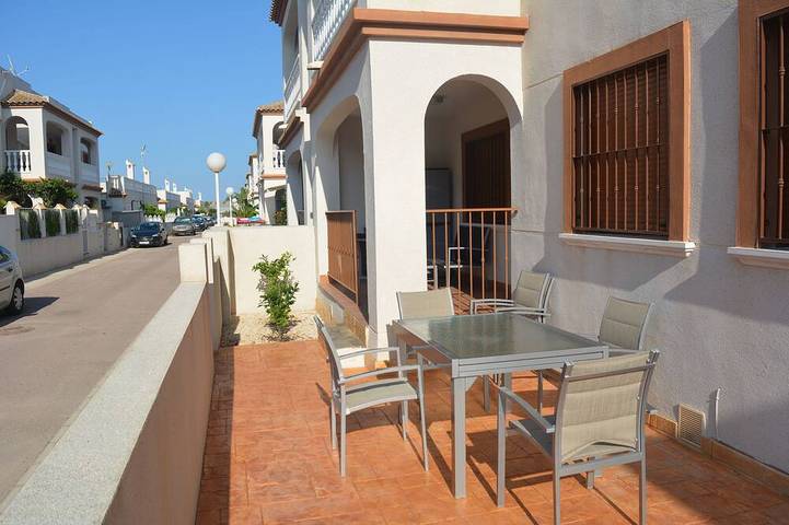 Gîte pour 4 personnes, avec terrasse et piscine dans Formentera De Segura