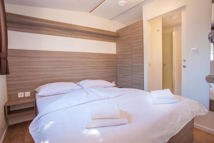 Camping pour 6 personnes, avec jardin et terrasse, animaux acceptés dans Losinj - 3