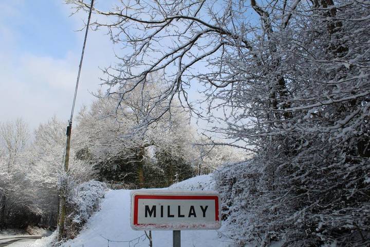 Gîte pour 4 personnes, avec vue et jardin à Millay - 2
