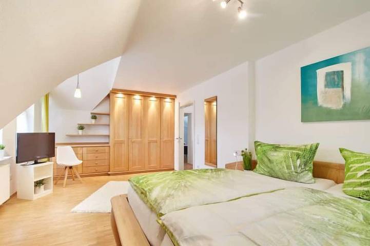 Ferienhaus für 6 Personen, mit Balkon und Pool sowie Garten in Attendorn - 4