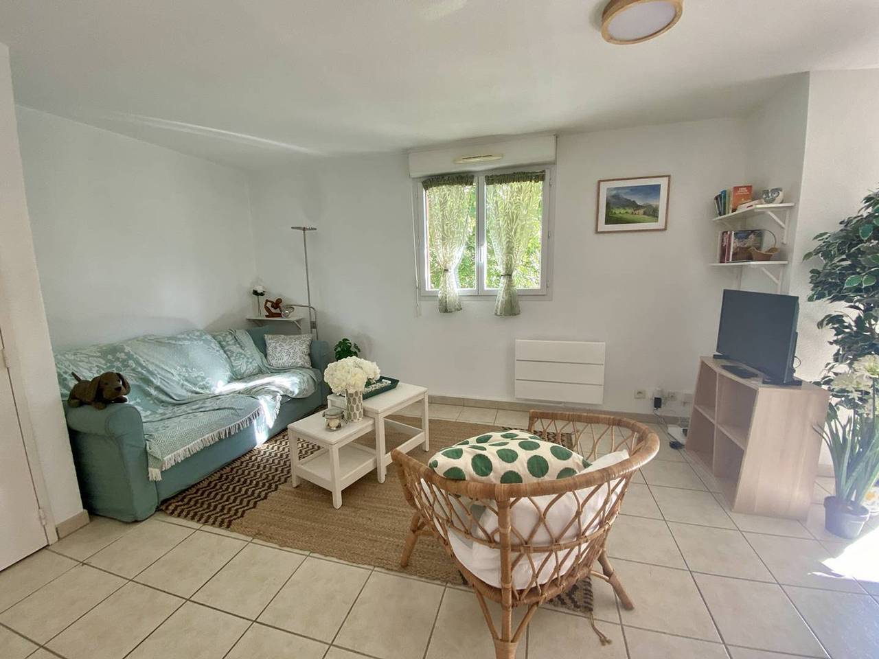 Apartamento entero, Cambo T2 renovado, 2 plazas, balcón, Wi-Fi in Cambo-les-Bains, Region de Bayona