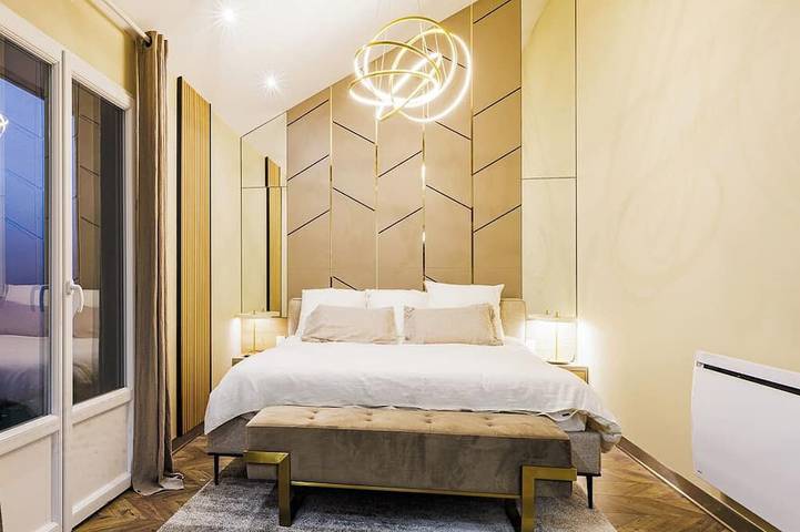 Location de vacances pour 8 personnes, avec piscine à Meyzieu - 2