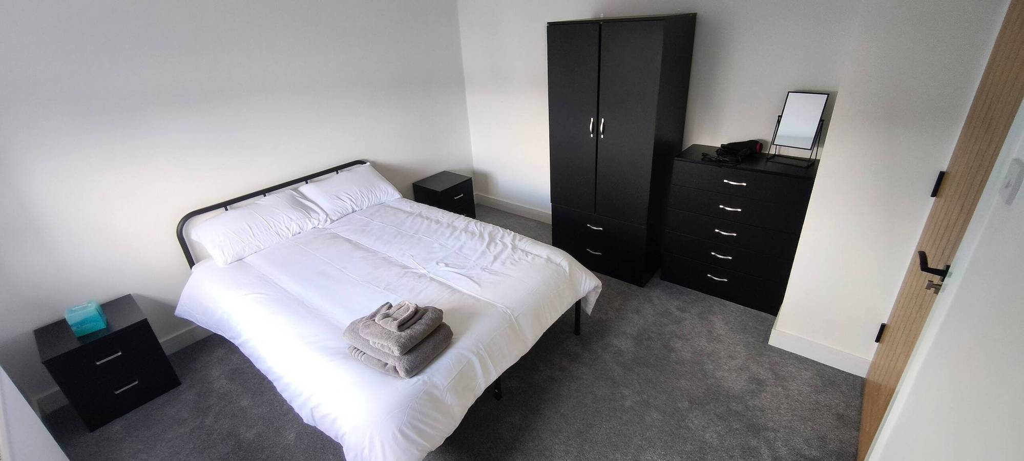 Chambre double lumineuse à Chelmsford House et parking in Chelmsford, Essex