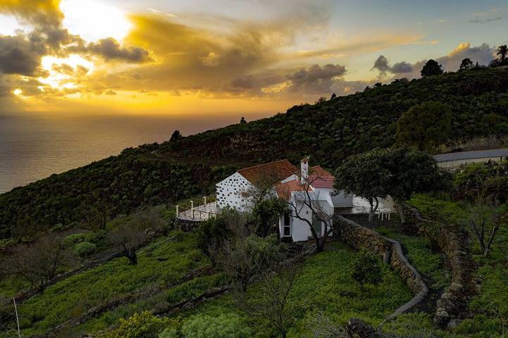 Holiday home for 4 people, with garden and terrace - 1