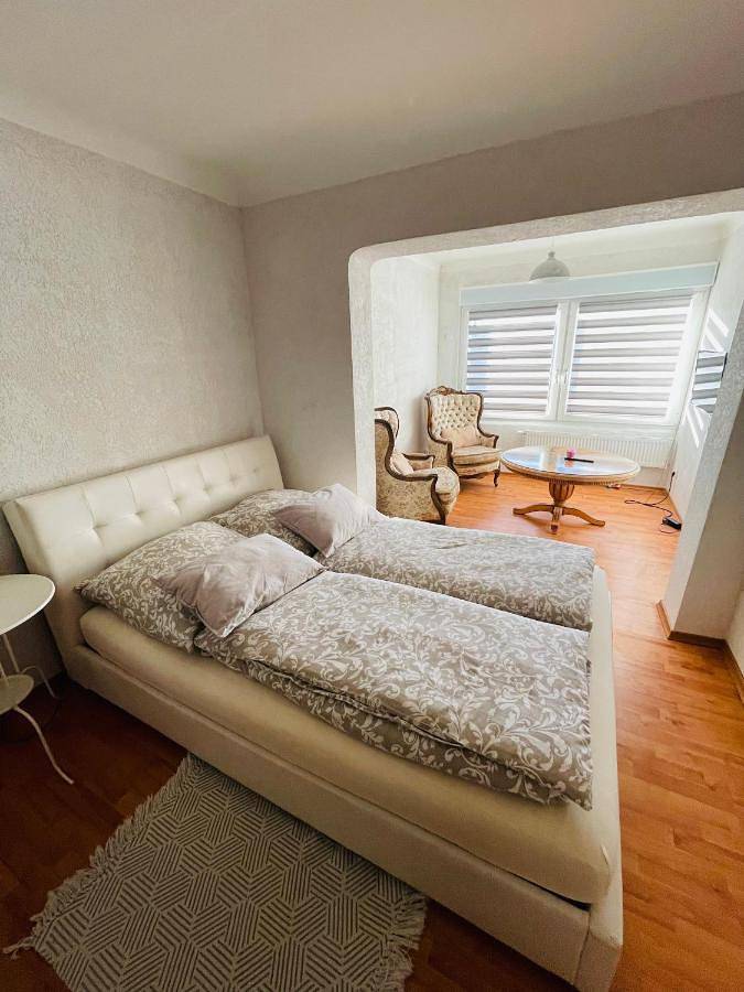Ferienwohnung für 3 Personen in Püttlingen
