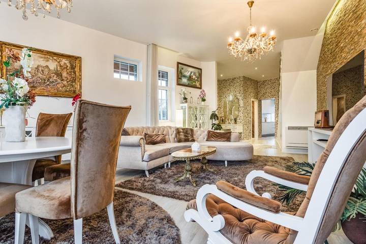 Apartamento para 8 personas, con jardín y vistas, Se admiten mascotas en Viseu