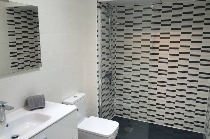 Ganze Wohnung, Frontlinie, modern, neu renoviert, herrlichem Meerblick, Pool, WiFi, Sky in Puerto del Carmen, Tías