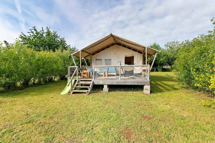 Location de vacances pour 6 personnes, avec Jardin à Paulin