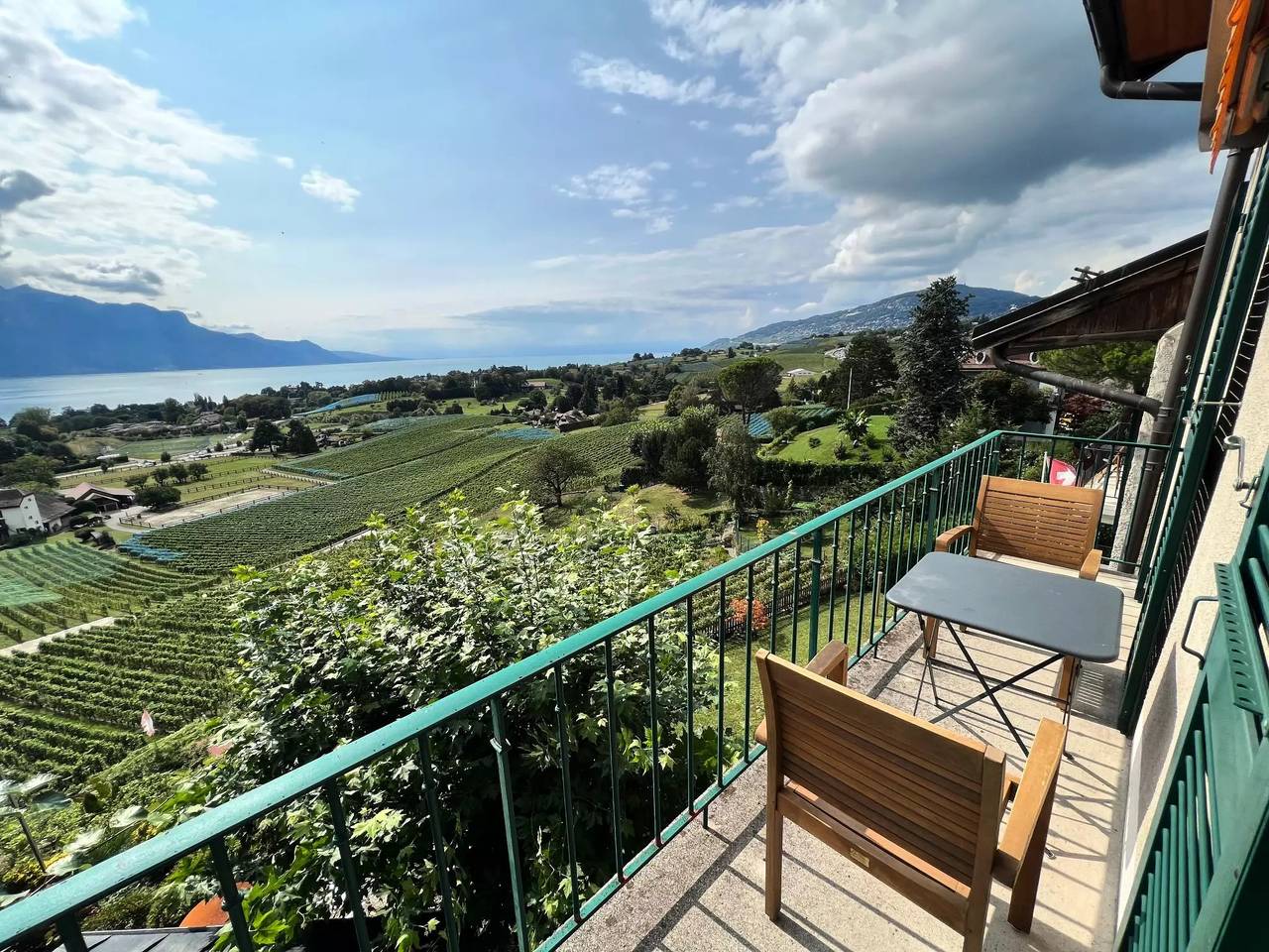 Entire apartment, 3 Pièces 3 Personnes in Chailly-Montreux, Montreux