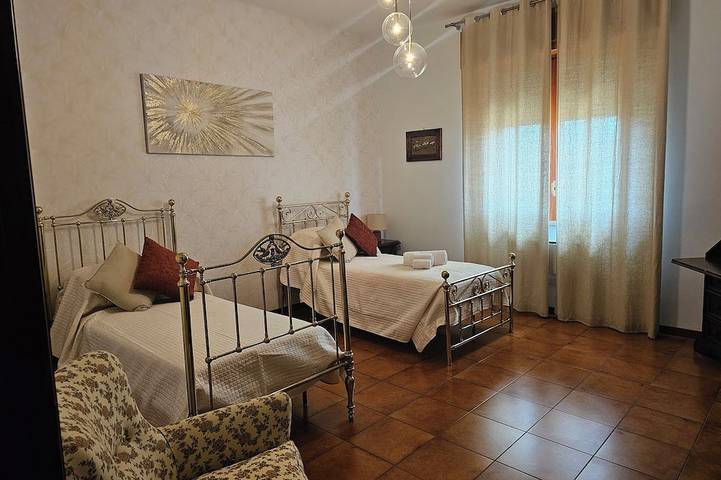 Chambre d’hôte pour 4 personnes, avec piscine et jacuzzi à Salemi - 4