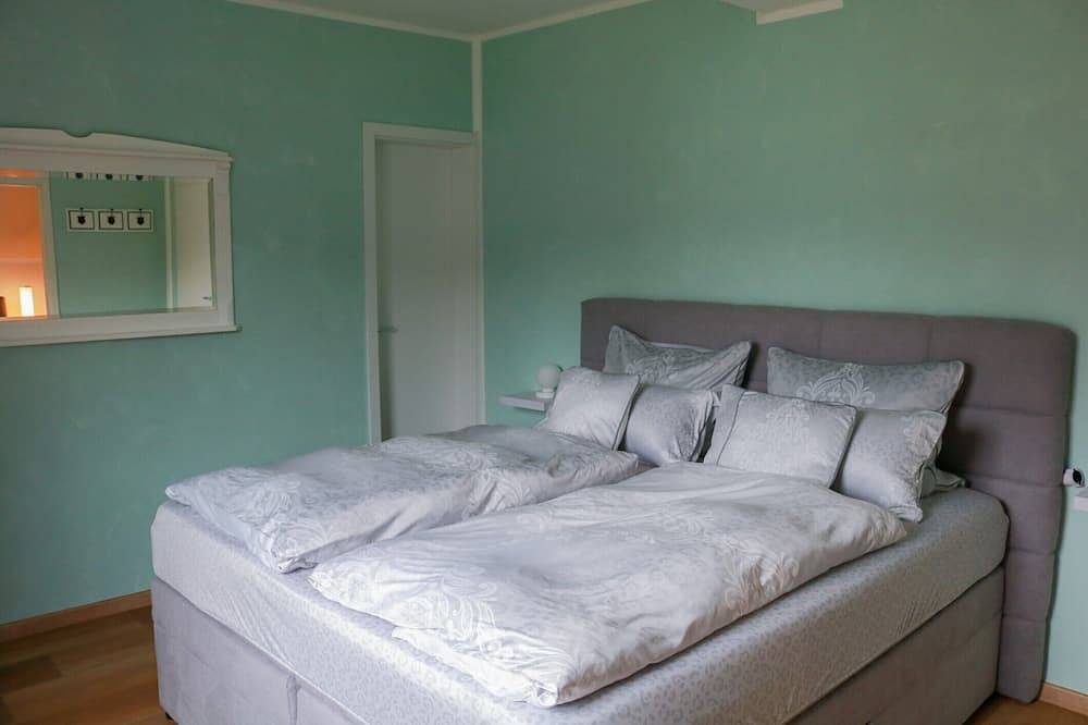 Ganze Wohnung, Ferienwohnung \"Waldblick\" (40 qm) in Elkeringhausen, Winterberg
