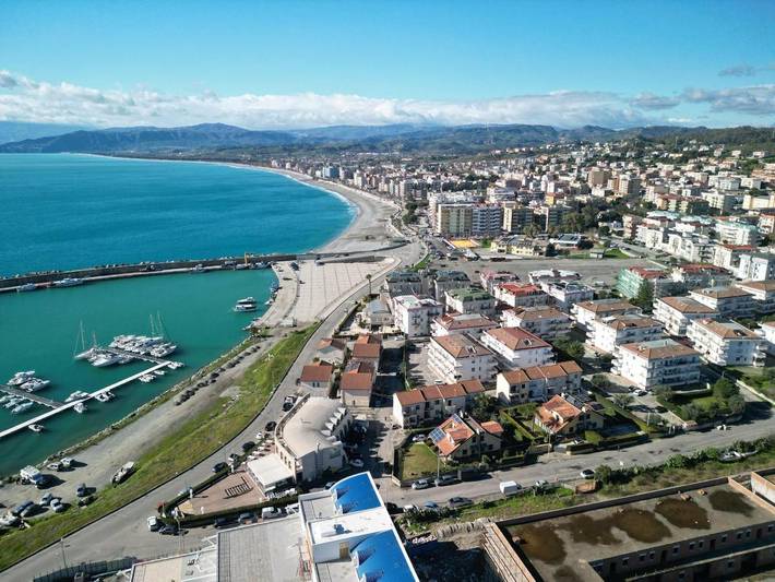 Gîte pour 6 personnes, avec jardin et vue, animaux acceptés dans Catanzaro Lido - 4