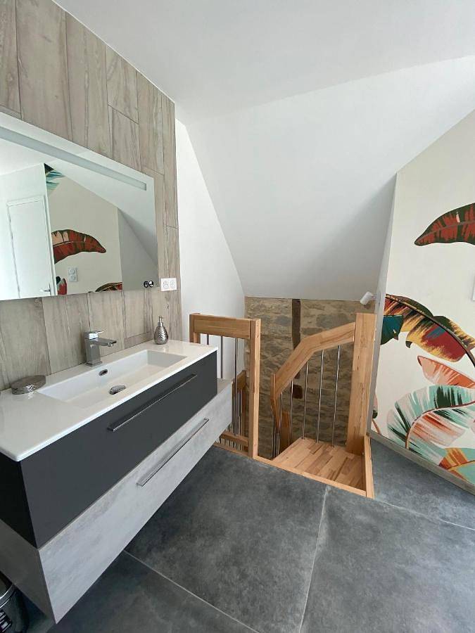 Location de vacances pour 2 personnes, avec Jacuzzi et Terrasse ainsi que Jardin et Vue à Mouret (Aveyron) - 4
