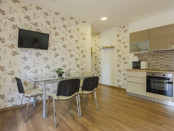Ferienwohnung für 4 Personen, mit Terrasse und Garten in Zamardi - 4
