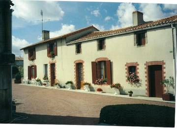 Cottage pour 2 personnes, avec vue et jardin dans Argentonnay