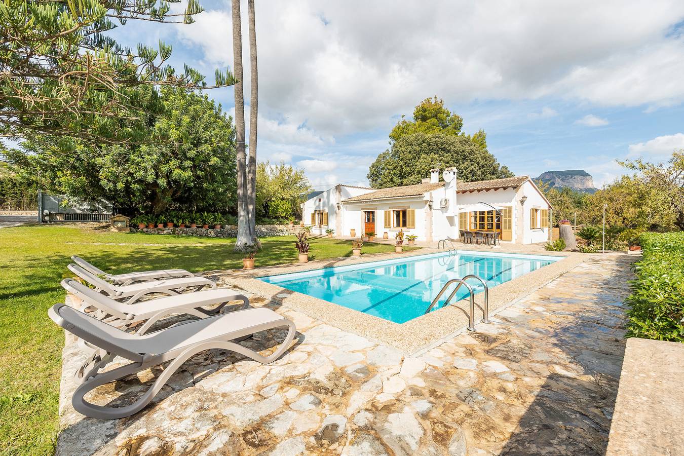 Ferienhaus 'Cozy Country' mit Bergblick, Wlan und Klimaanlage in Alaró, Mallorca Inselmitte