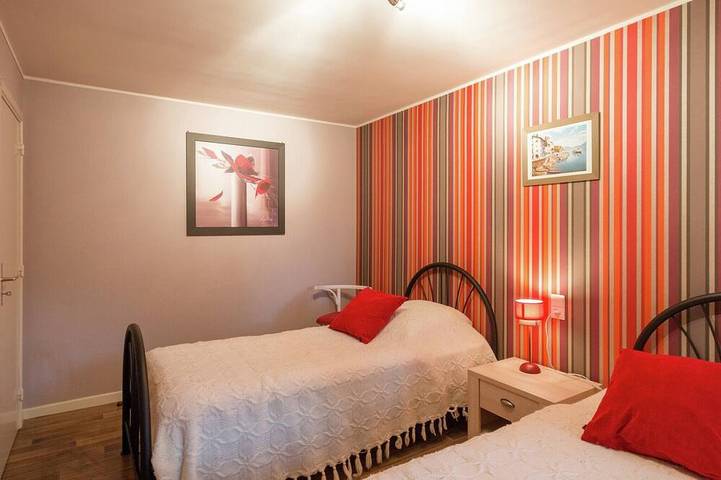 Gîte pour 6 personnes, avec jardin dans Thirimont - 2