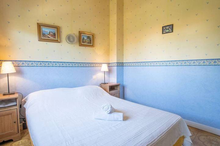 Location de vacances pour 6 personnes, animaux acceptés dans Plage de la Madrague - 3