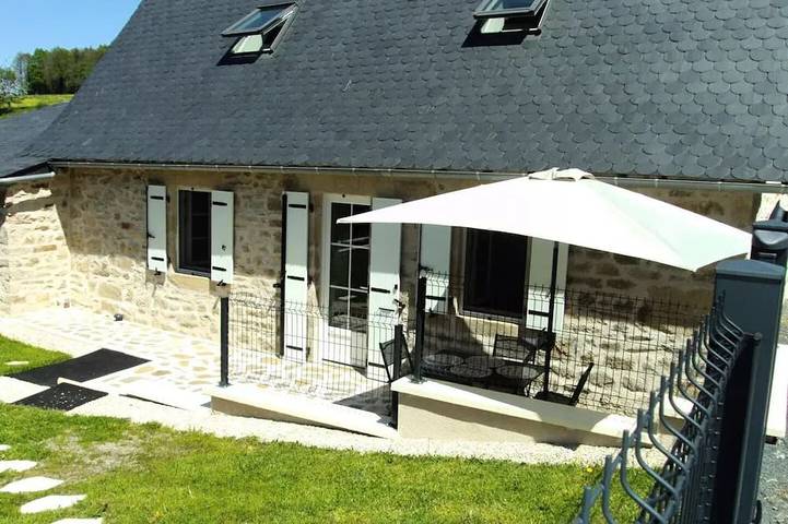 Location de vacances pour 3 personnes, avec terrasse à Gimel-les-Cascades