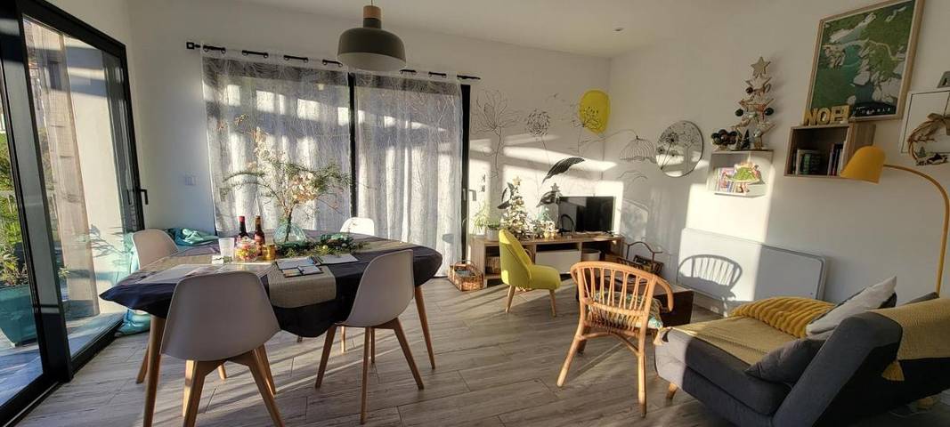 Location de vacances pour 4 personnes, avec jardin et vue à Thueyts - 3