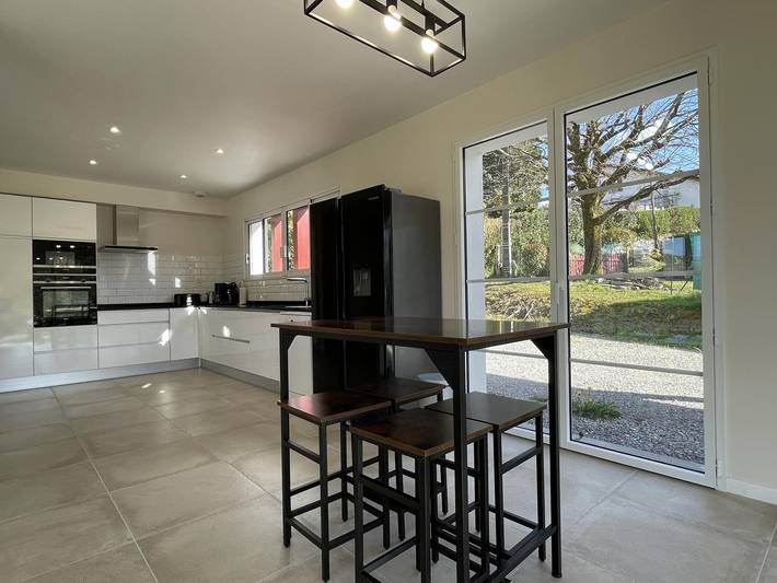 Gîte pour 8 personnes, avec jardin et terrasse à Sare - 4