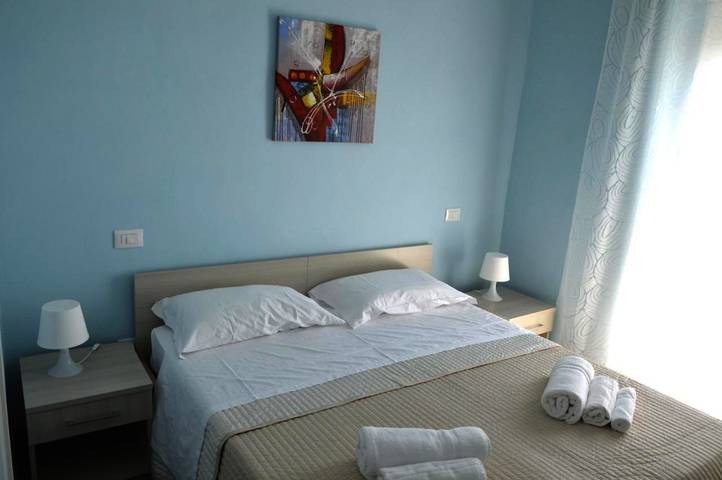 Alojamiento y desayuno para 2 personas, con vistas - 1