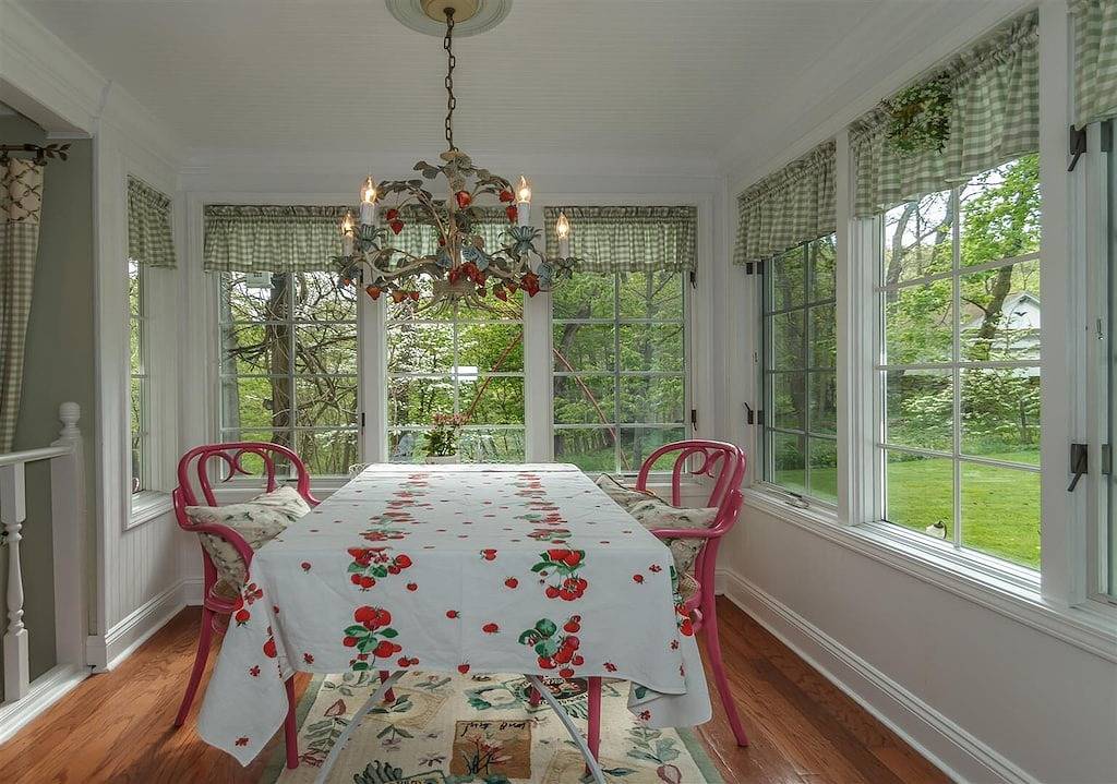 Barn for 4 Guests in Willoughby Hills, Lake Erie