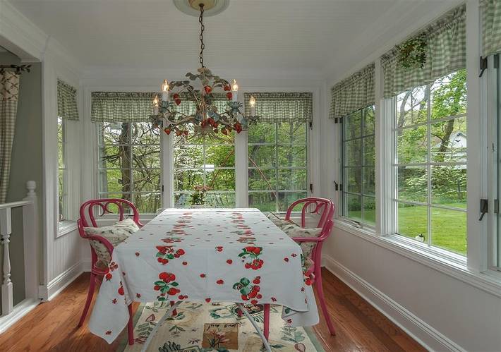 Barn for 4 people, with yard in Ohio